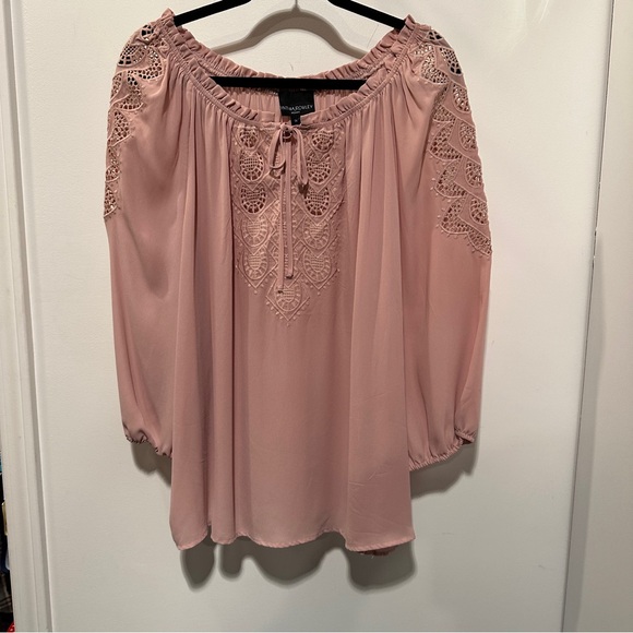 Cynthia Rowley Women’s top - Dusty Pink - Size 1X - pretty eyelet - 3/4 sleeve - Picture 2 of 8